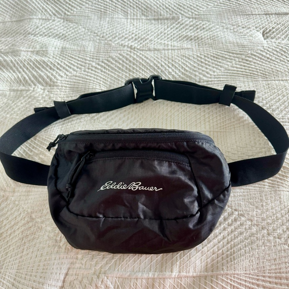 Eddie Bauer Stowaway Packable Belt Bag